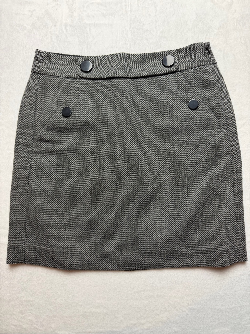 LOFT Gray Tweed Wool Blend Button Detail Mini Skirt Size 0